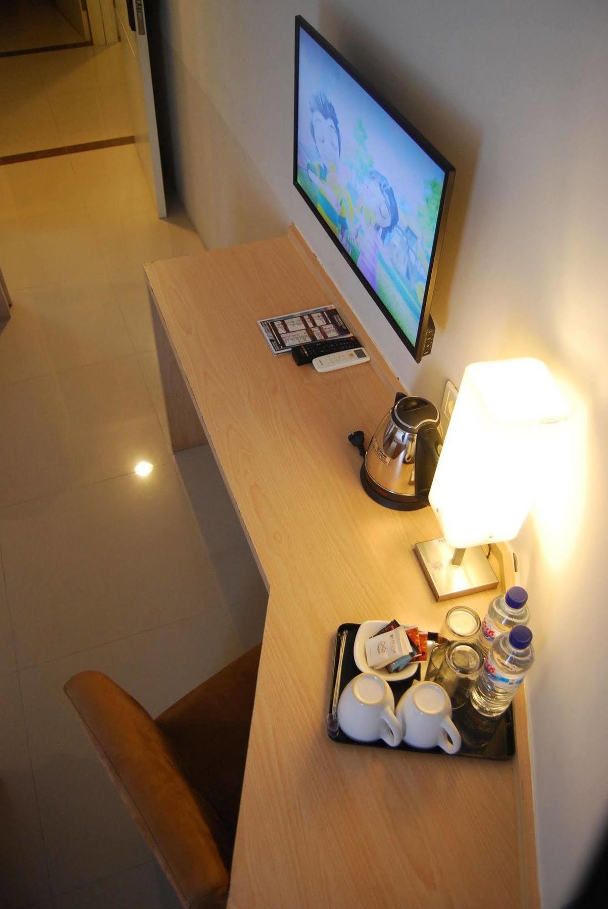 Bekizaar Hotel Surabaja Exteriér fotografie